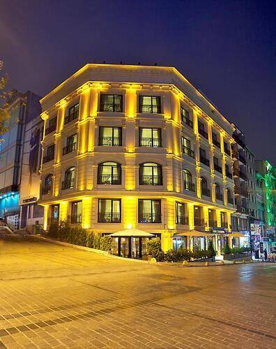 Momento Istanbul Hotel