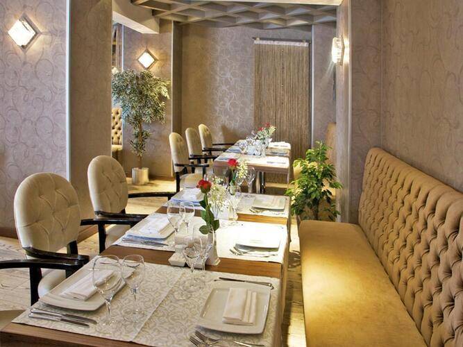Momento Istanbul Hotel
