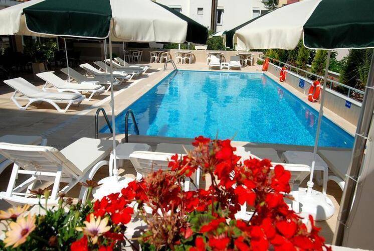Lara Diamond Hotel