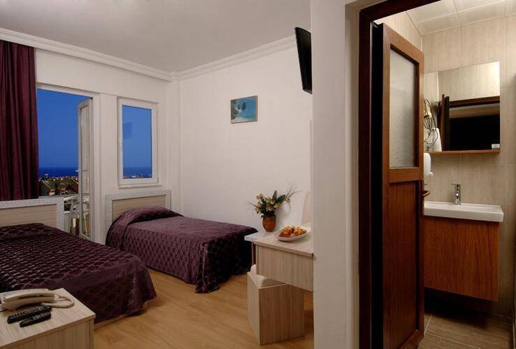 Lara Diamond Hotel