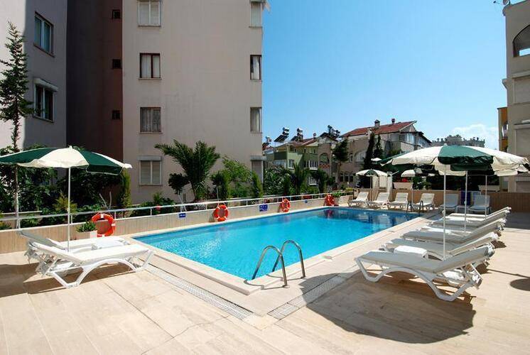 Lara Diamond Hotel