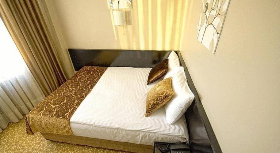 Nobel Hotel