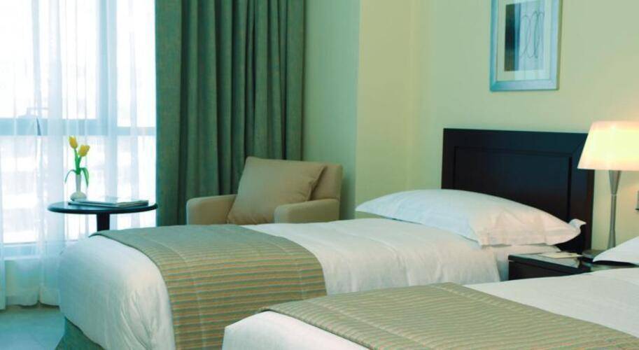 Movenpick Hotel & Apartments Bur Dubai