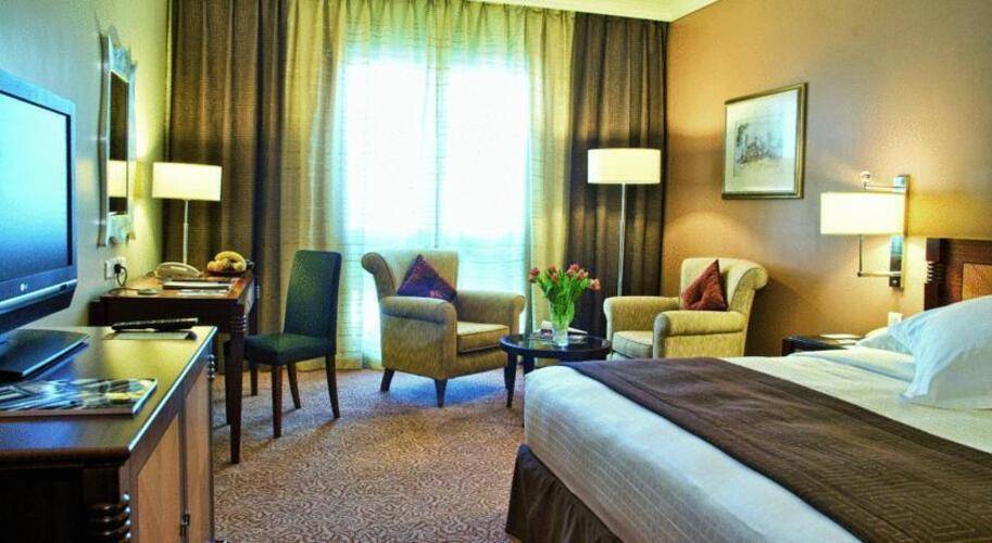 Movenpick Hotel & Apartments Bur Dubai