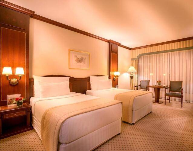 Corniche Hotel Abu Dhabi (Ex.Millennium Corniche Hotel Abu Dhabi)