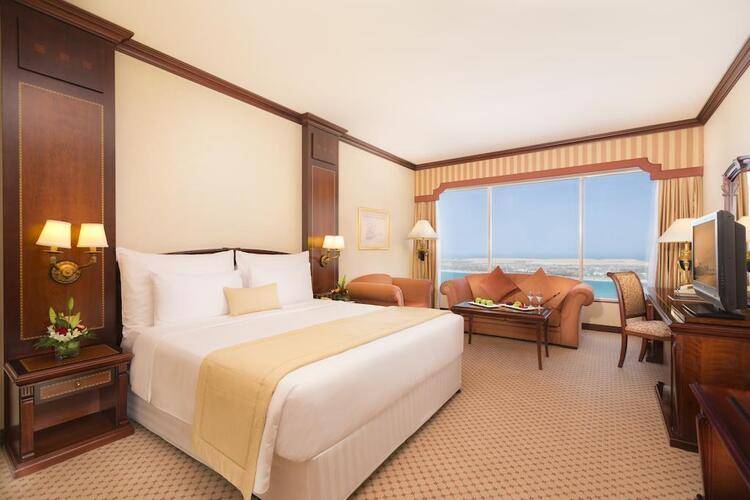 Corniche Hotel Abu Dhabi (Ex.Millennium Corniche Hotel Abu Dhabi)