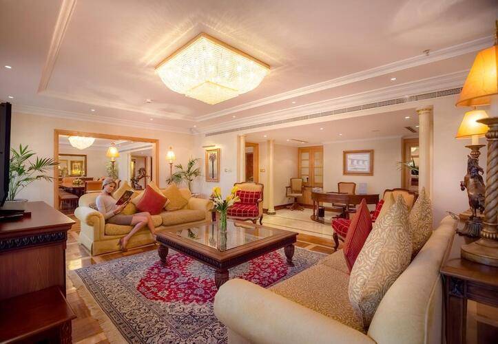 Corniche Hotel Abu Dhabi (Ex.Millennium Corniche Hotel Abu Dhabi)