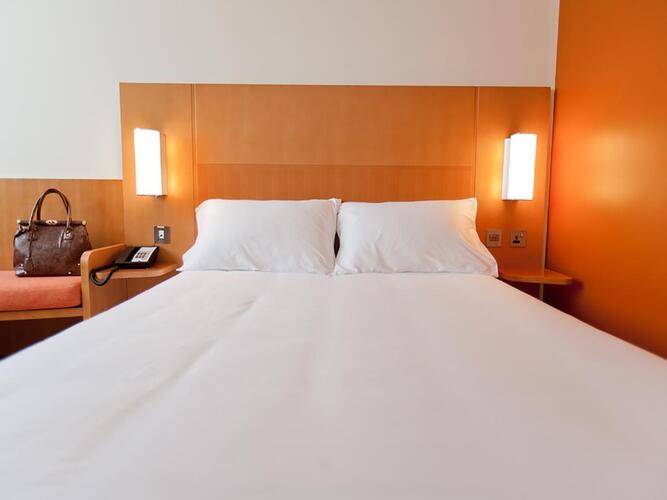 Ibis Abu Dhabi Gate Hotel