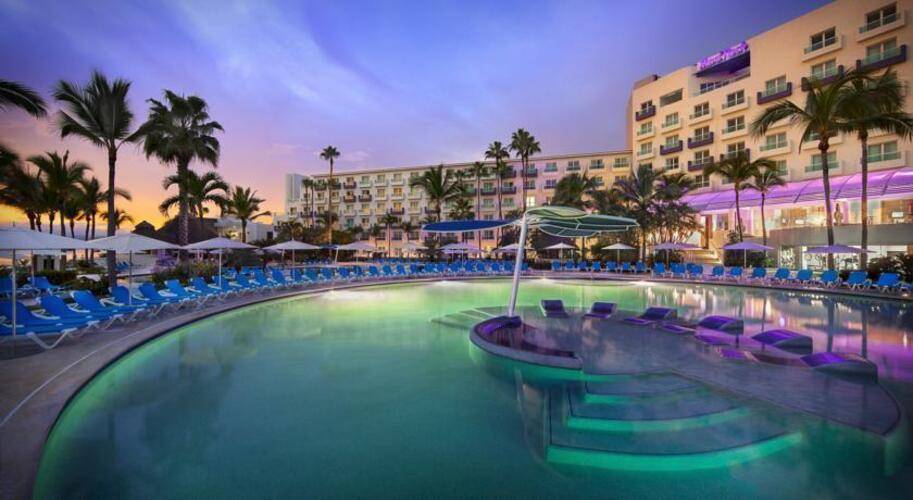 Hard Rock Vallarta 5★, Мексика