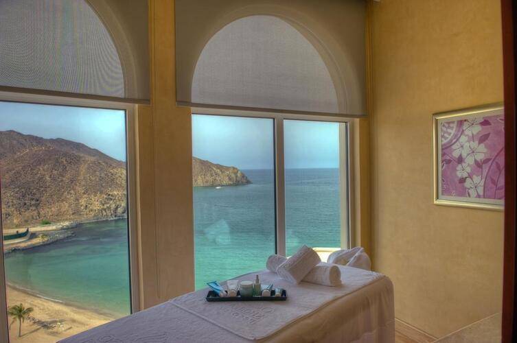 Oceanic Khorfakkan Resort & Spa