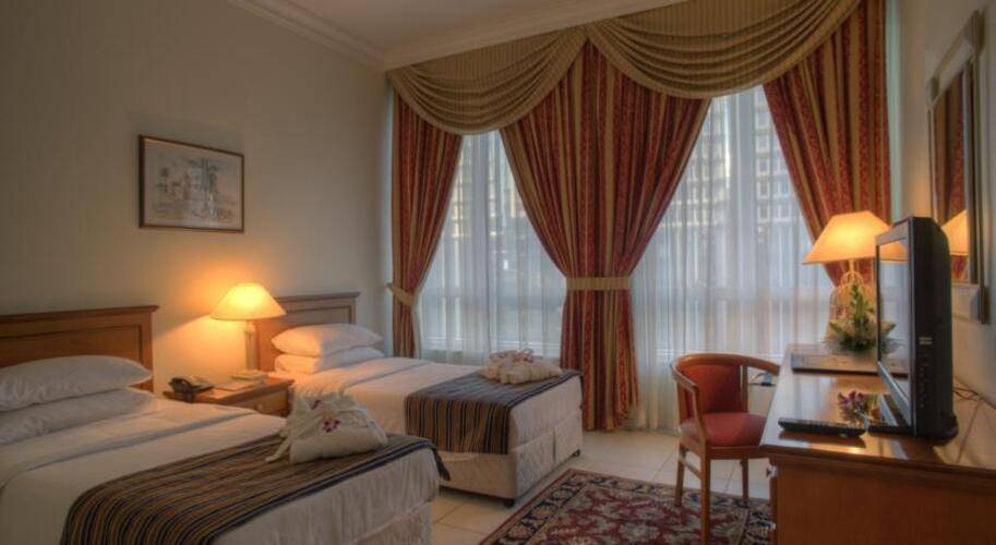 Al Diar Palm Suites Hotel