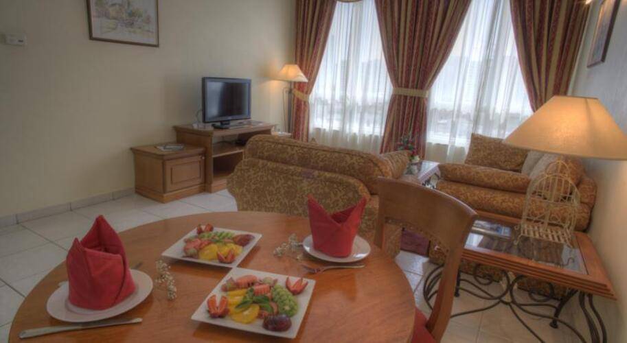 Al Diar Palm Suites Hotel