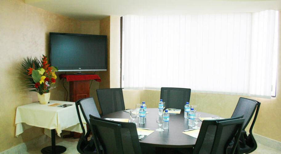 Al Diar Dana Hotel