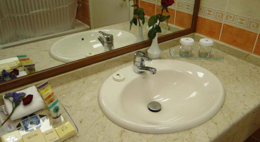 Al Diar Mina Hotel