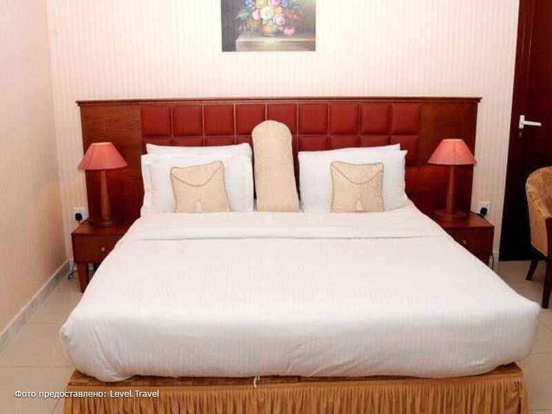 Фотография California Suites