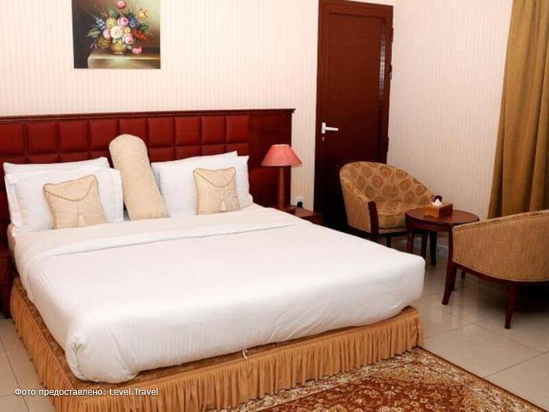 Фотография California Suites