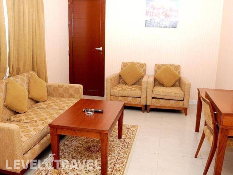 Фотография California Suites