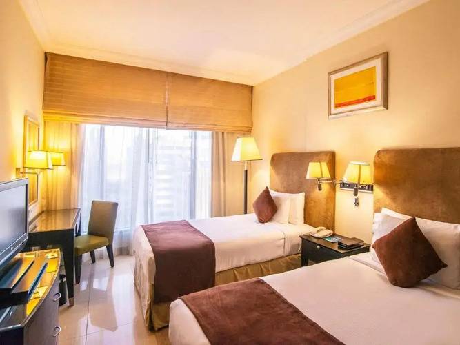 Mercure Hotels Suites Apartments (Ex. Mercure Dubai Barsha Heights)