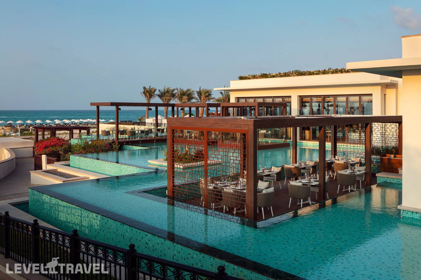 фотографии отеля The St. Regis Saadiyat Island Resort в ОАЭ(о. Саадият) - фото №28