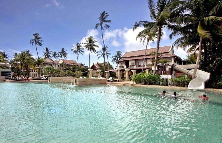Apsara Beachfront Resort & Villa