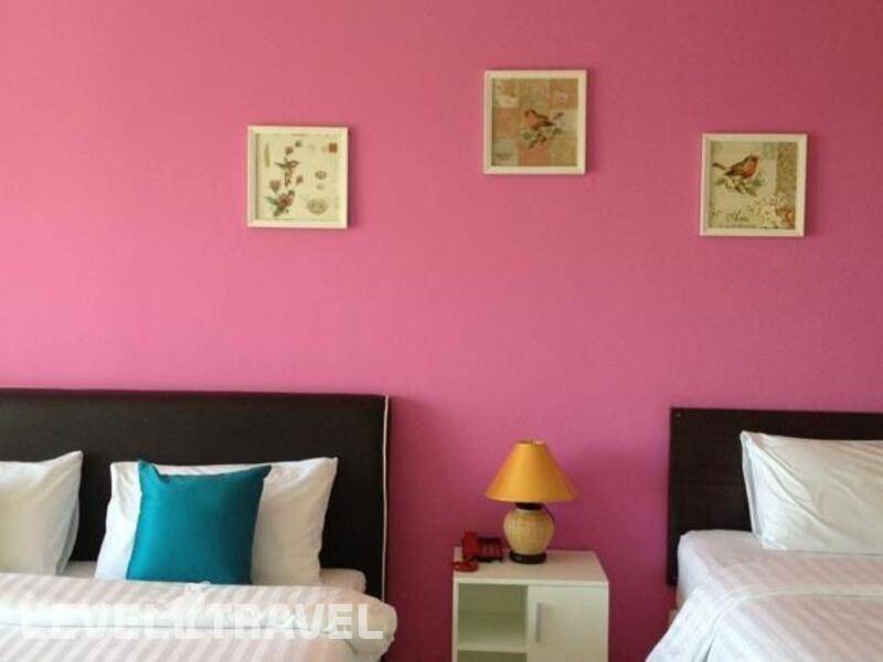 Фотография R Con Wong Amat Suite