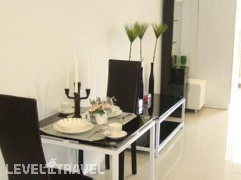 Фотография R Con Wong Amat Suite