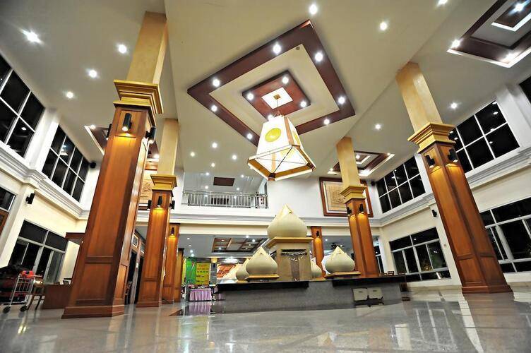 Lek Villa
