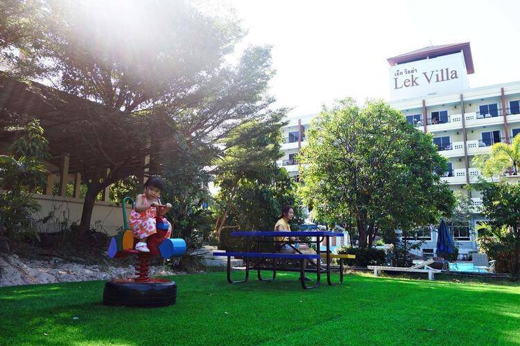 Lek Villa