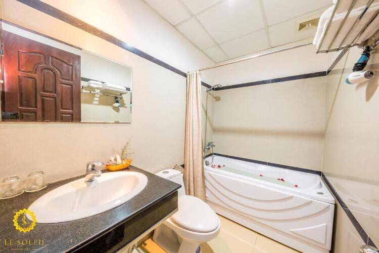 Le Soleil Nha Trang Hotel (Ex. Galaxy Hotel Nha Trang)