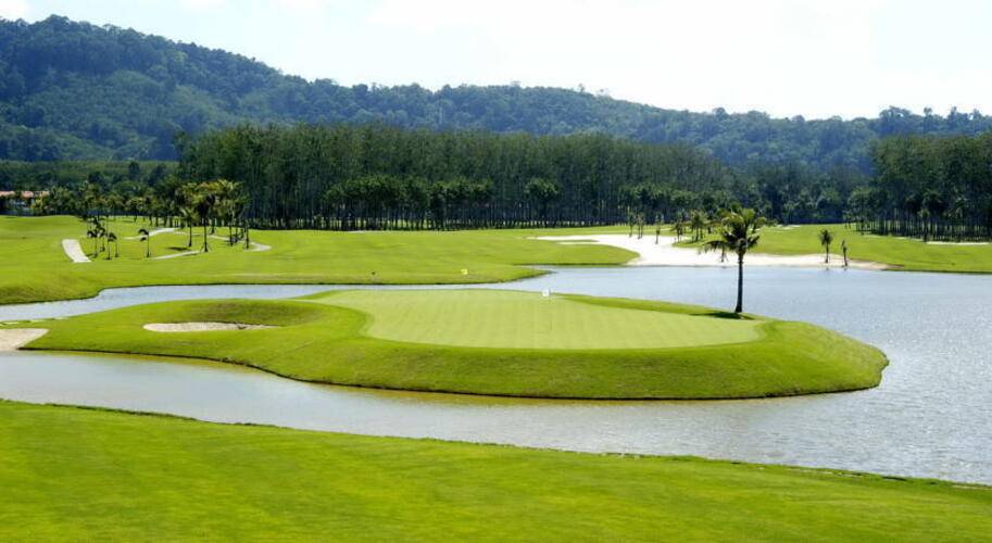 Mission Hills Golf Resort & Spa