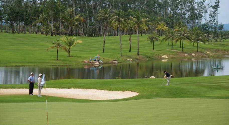 Mission Hills Golf Resort & Spa