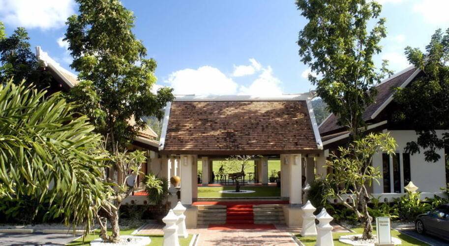 Mission Hills Golf Resort & Spa