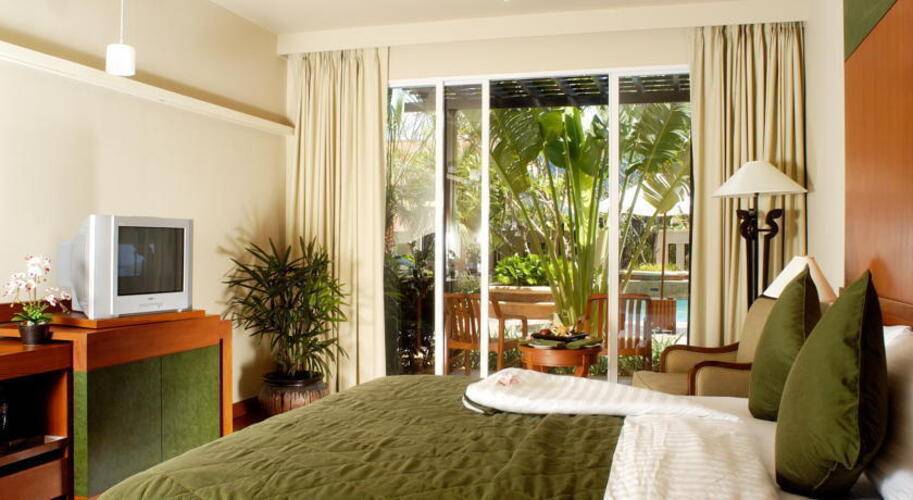 Mission Hills Golf Resort & Spa