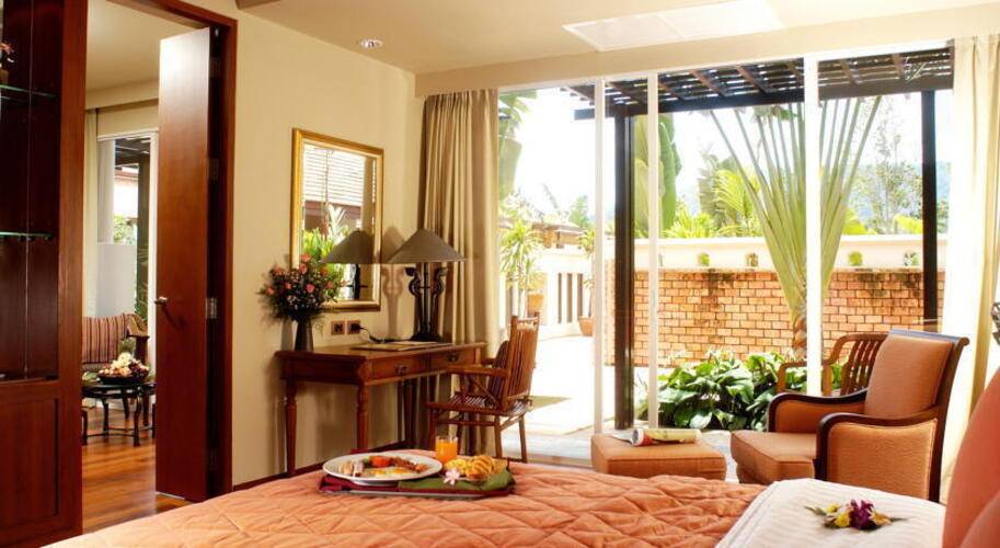 Mission Hills Golf Resort & Spa