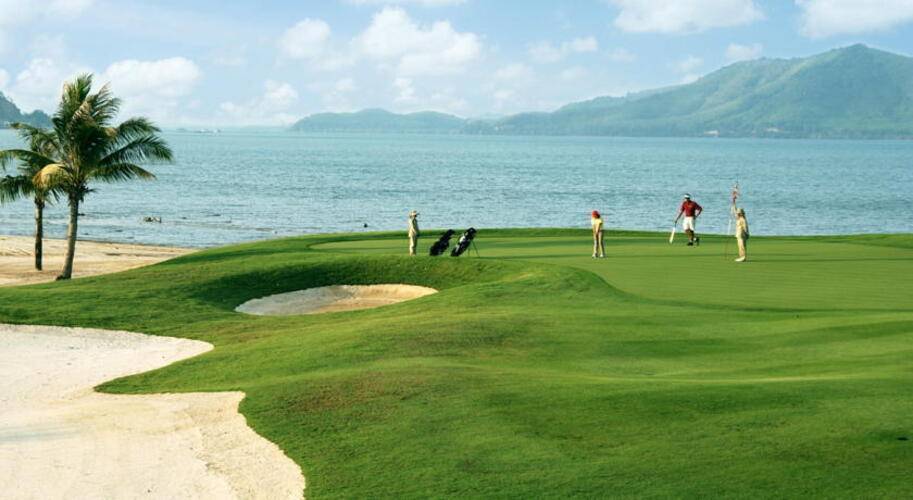 Mission Hills Golf Resort & Spa