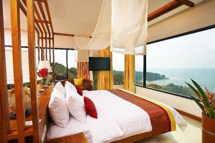 Cosy Beach Hotel Deluxe Wing
