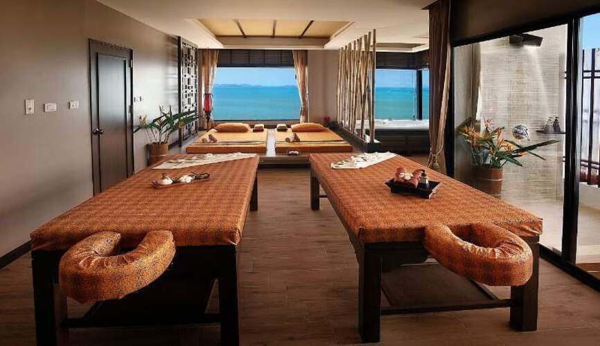 Cosy Beach Hotel Deluxe Wing