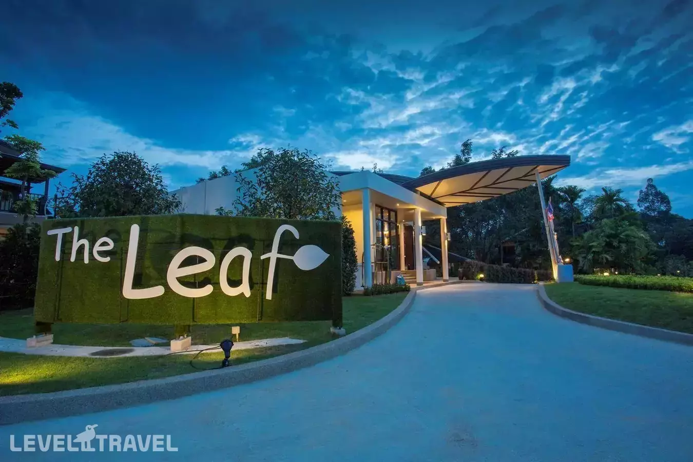 The Leaf On The Sands By Katathani