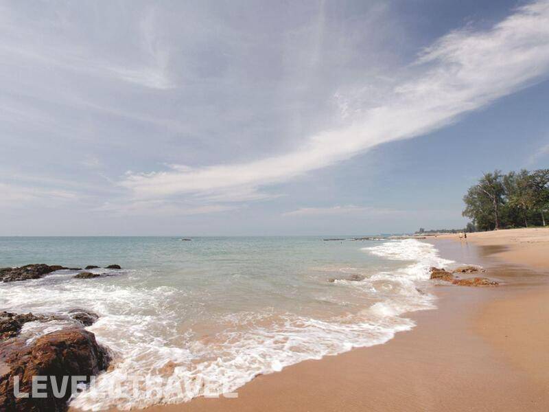 Фотография The Leaf On The Sands By Katathani