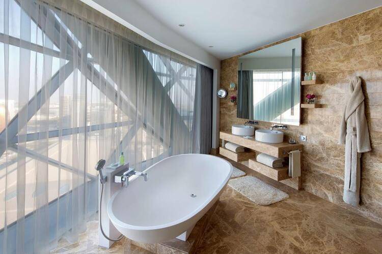 Andaz Capital Gate Abu Dhabi (Ex. Hyatt Capital Gate Hotel)
