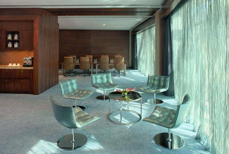 Andaz Capital Gate Abu Dhabi (Ex. Hyatt Capital Gate Hotel)