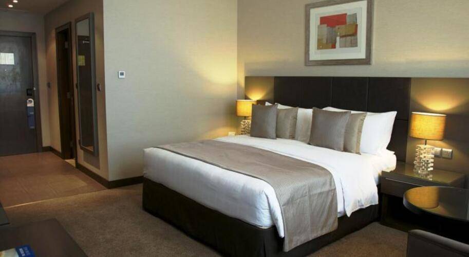 Ramada Downtown Abu Dhabi (Ex.Cristal Salam Hotel)