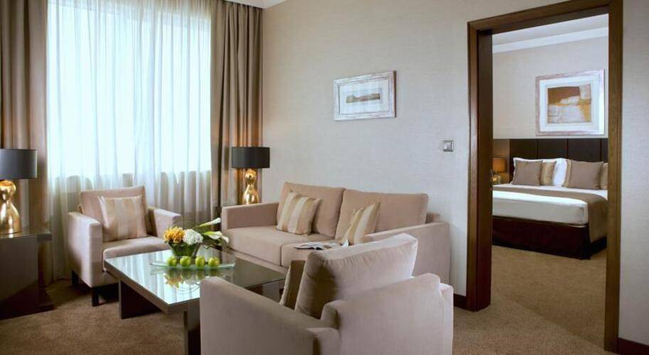 Ramada Downtown Abu Dhabi (Ex.Cristal Salam Hotel)