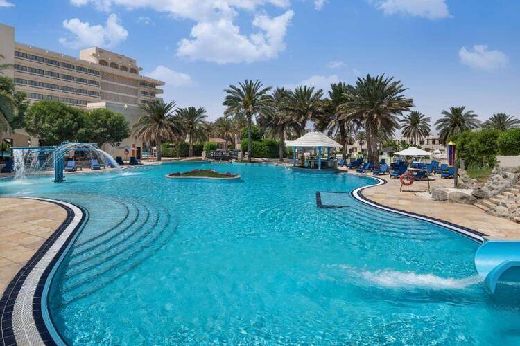 Radisson Blu Hotel & Resort Al Ain (Ex. Hilton Al Ain)