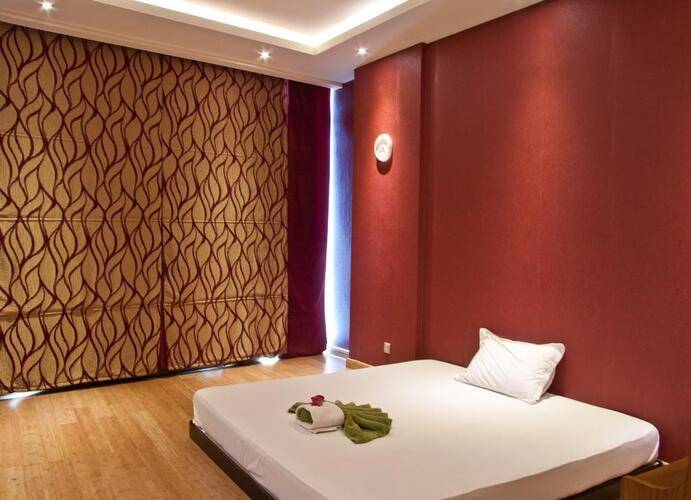 Ramee Rose Hotel