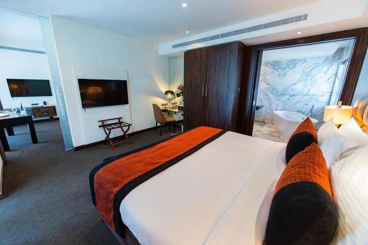 Voco Bonnington Dubai (Ex. Bonnington Jumeirah Lake Towers Dubai)