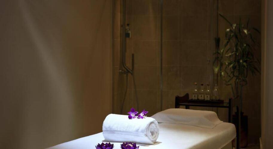 Cristal Hotel Abu Dhabi