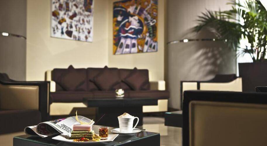 Cristal Hotel Abu Dhabi