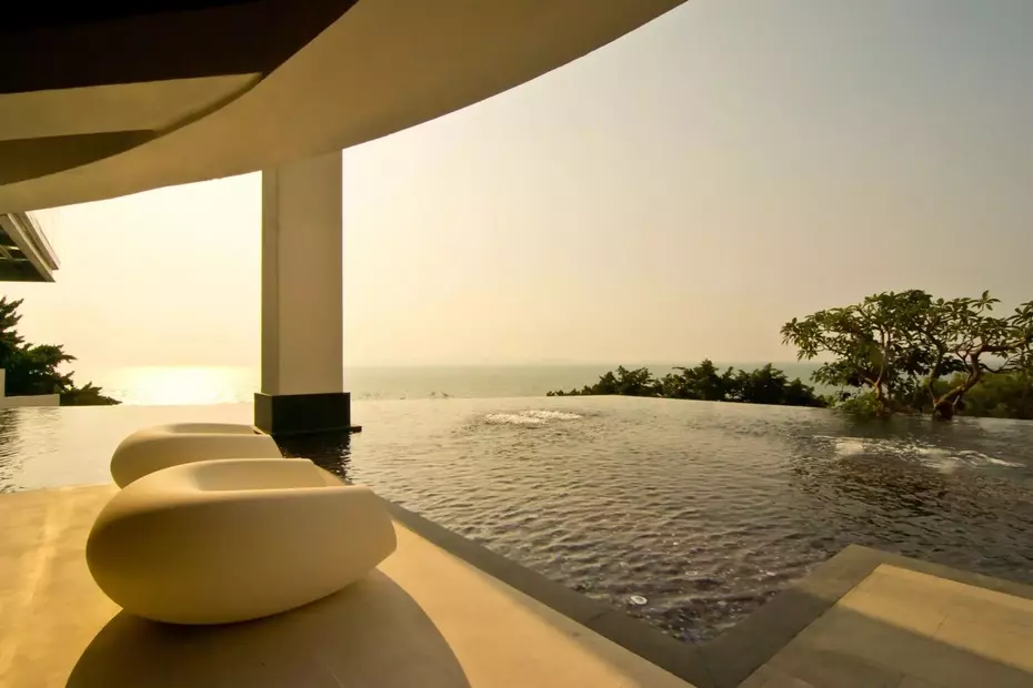 Royal Cliff Beach Hotel