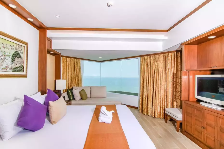 Royal Cliff Beach Hotel